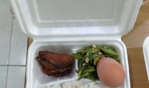 (bungkusan makanan yang terbuat dari busa) Kurang steril